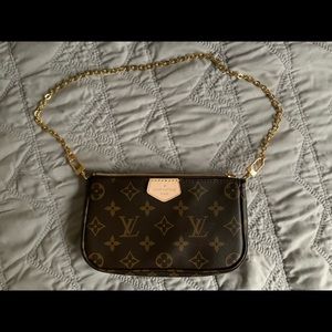 Louis Vuitton shoulder bag!!! ❤️
